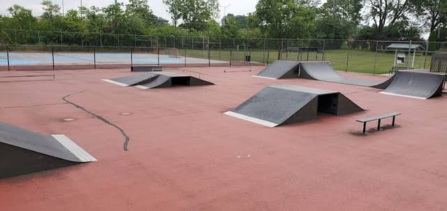 Plum Grove Park - Image 2