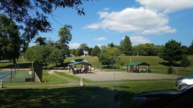 Lower Kindleberger Park - Image 1