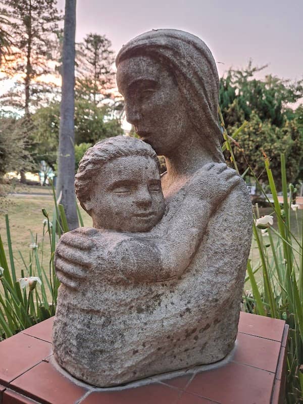 Monumento a la madre - Image 1