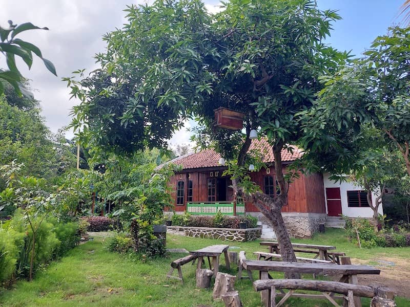 Asri Wooden House - Image 1