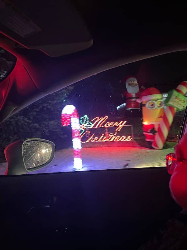 Farmington Neighborhood Christmas Lightshow - Image 1