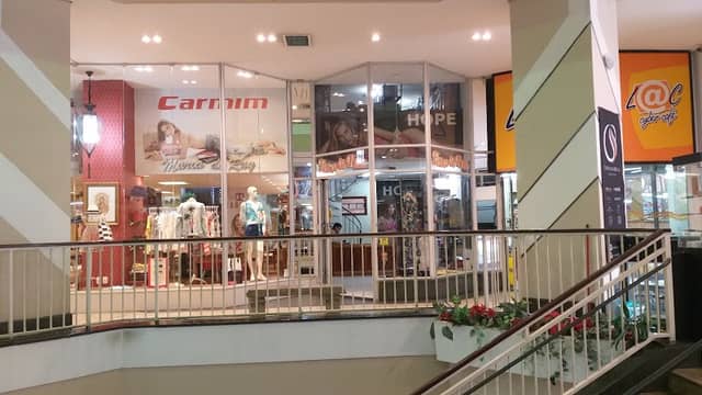 Manhuaçu Shopping - Image 1