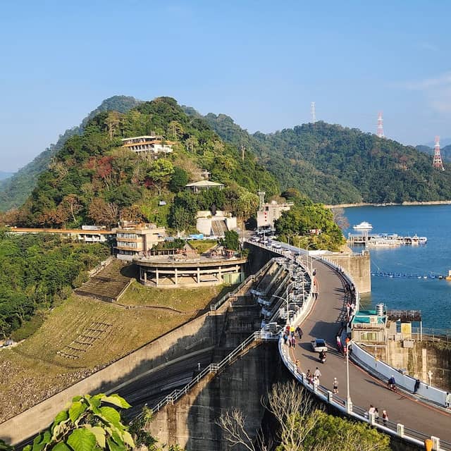 Shimen Reservoir - Image 1