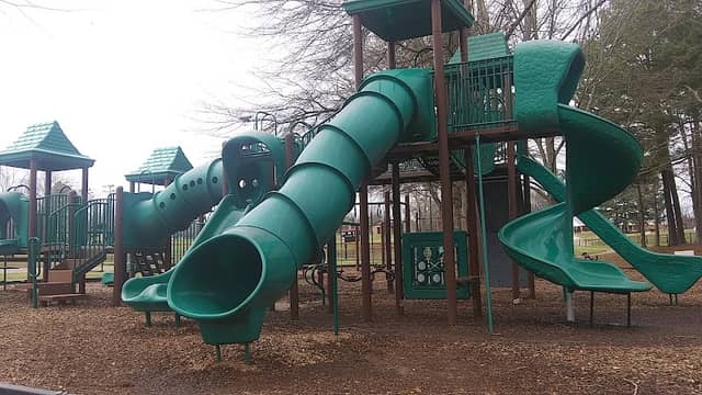 Bishop Park - Image 2