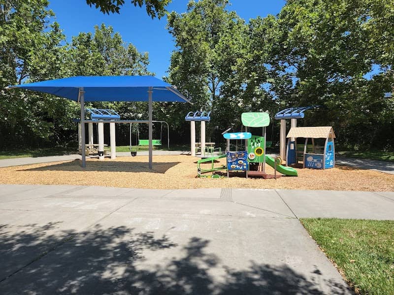 La Playa Park - Image 1