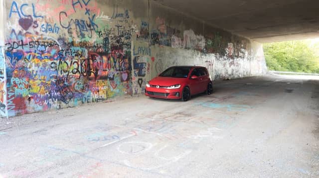 Graffiti Tunnel - Image 1