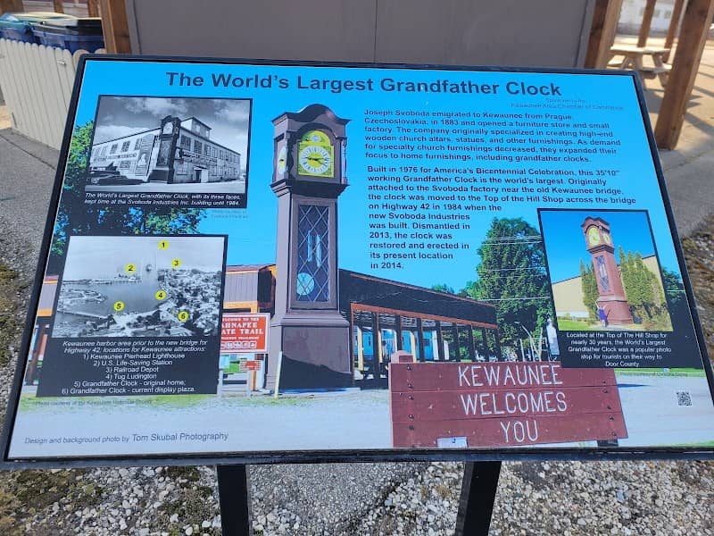 World's Tallest Grandfather Clock - Image 2