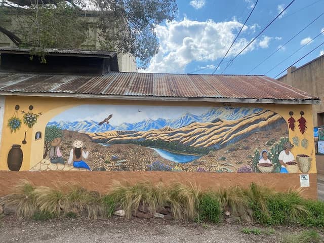 Art Alley - Image 2