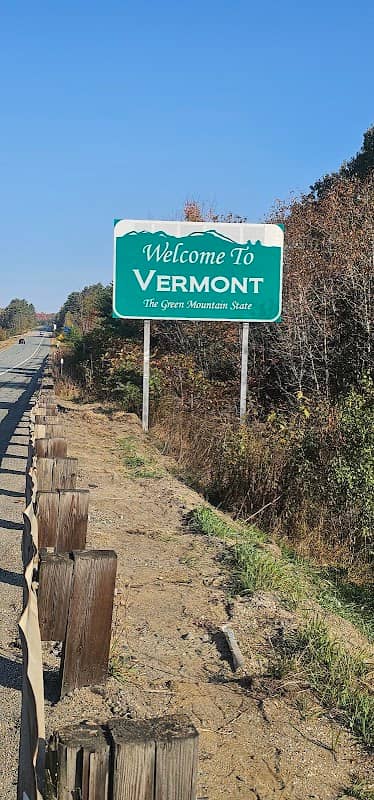 Welcome to Vermont Sign - Image 1