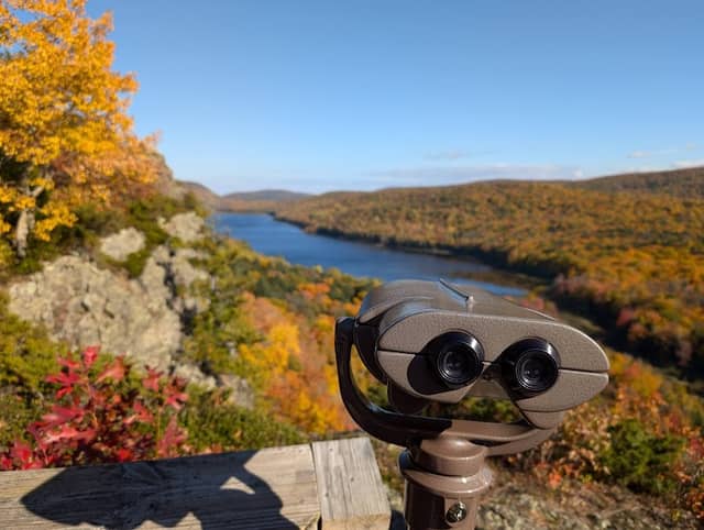 Lake of the Clouds Trailhead - Image 2