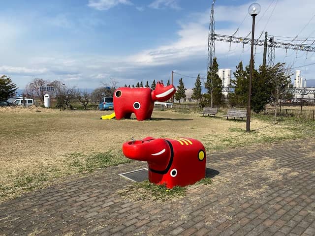 Takaku Park - Image 1
