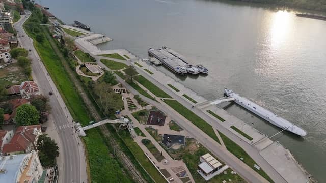Амфитеатъра на кея - Image 1