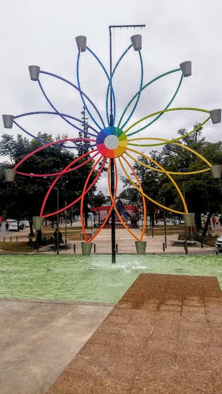Fuente de los Estudiantes - Image 1