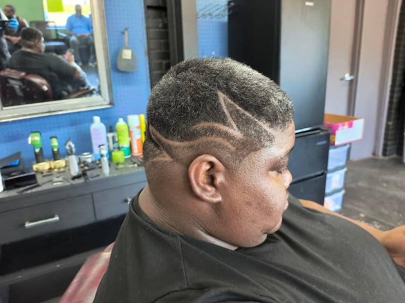 Main Attractions Barbershop - Image 1