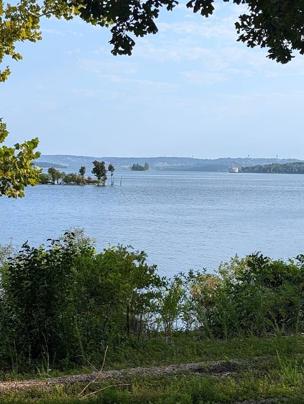 Loafer Island - Image 1