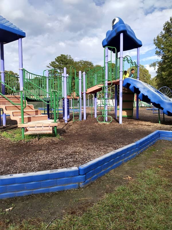 Pughsville Park - Image 2