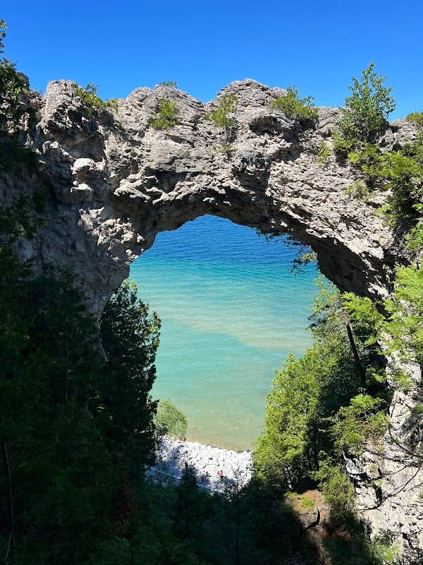 Arch Rock Viewpoint - Image 1