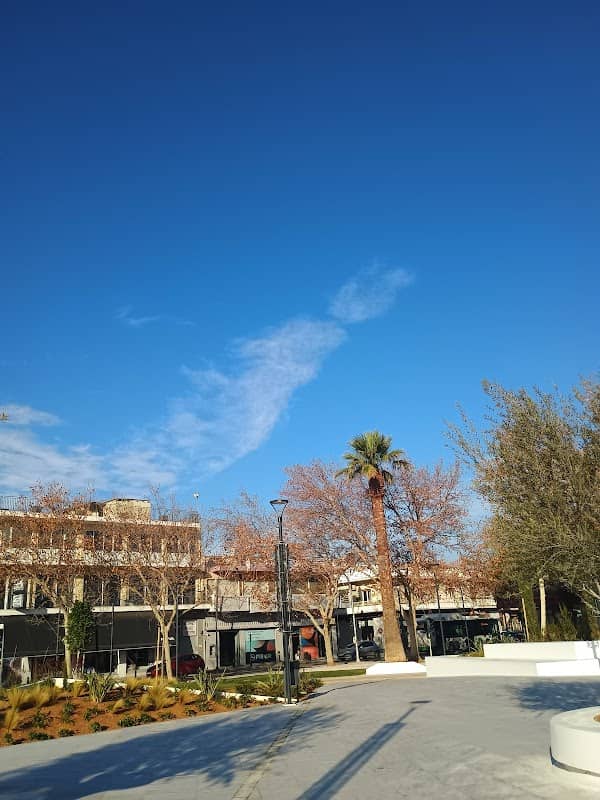Agioi Anargyroi Plaza - Image 1