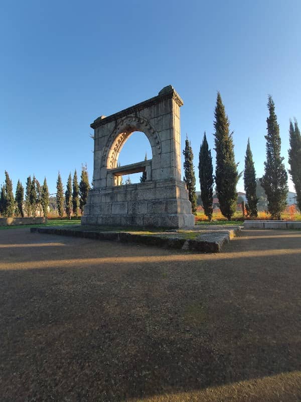 Memorial da Ermida - Image 1