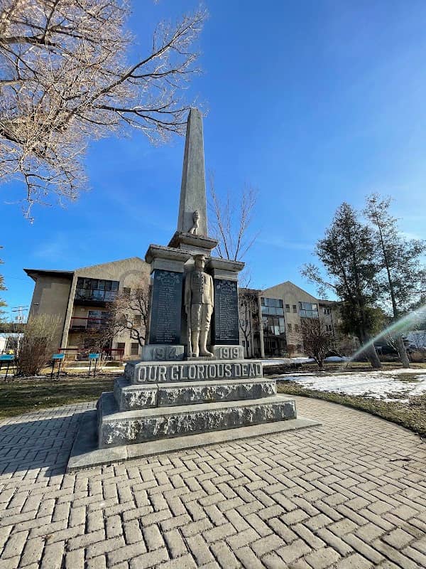 Confederation Park - Image 1
