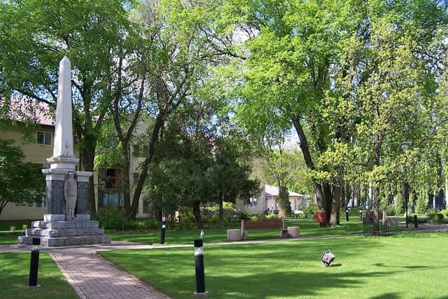 Confederation Park - Image 3