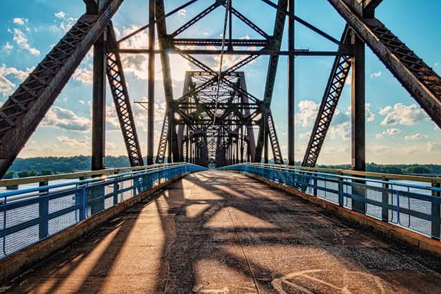 Old Chain of Rocks Bridge - Image 3