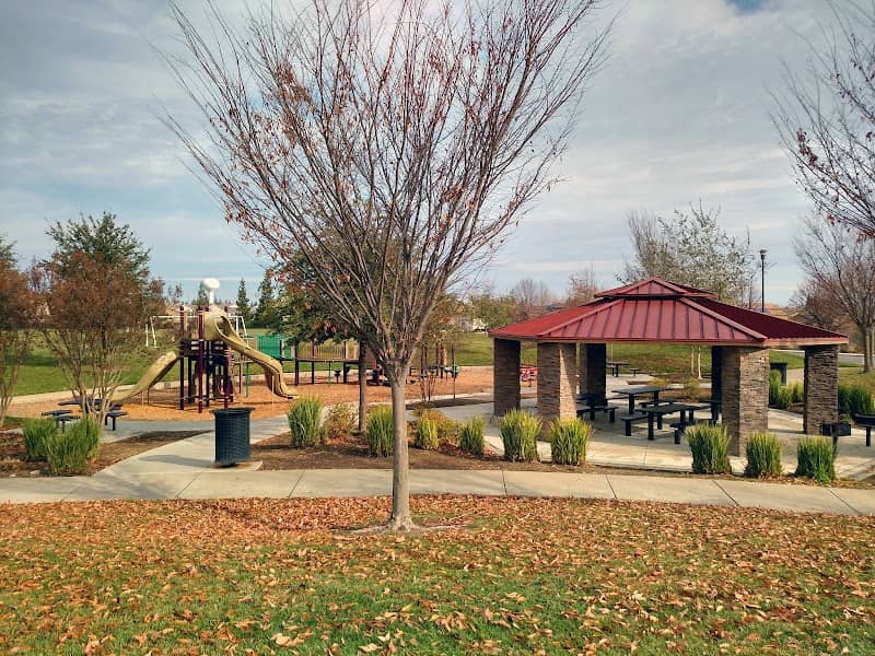 Tuscany Park - Image 2