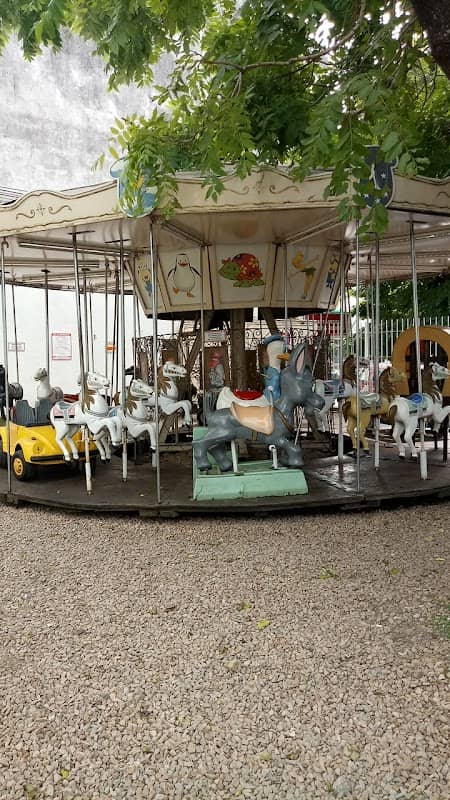 Plaza de la Concordia - Image 2
