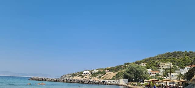Παραλία Βάγια - Image 1