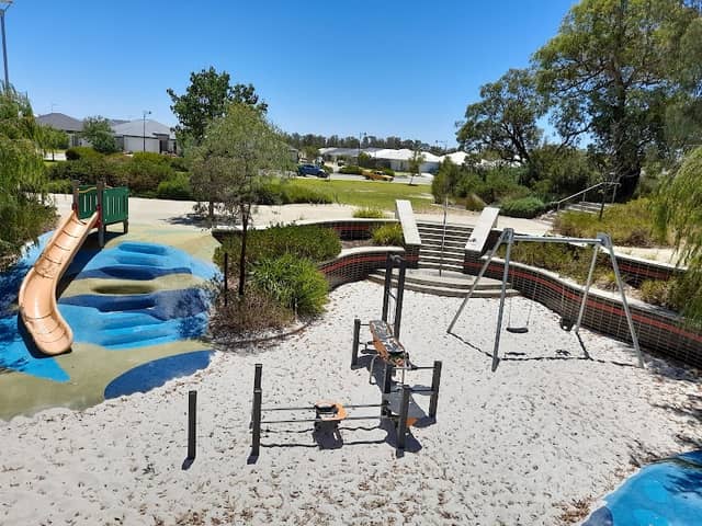 Bulrush Park - Image 2