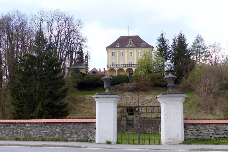 Annabichl Castle - Image 1