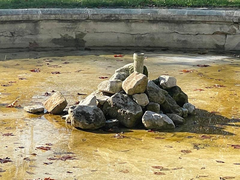Small Topčider Fountain - Image 2