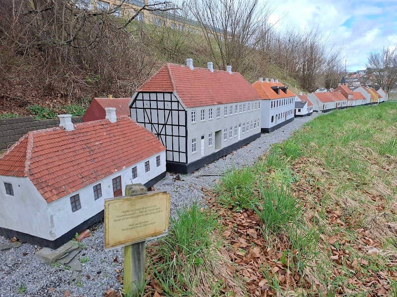 Hobro Miniby - Image 1