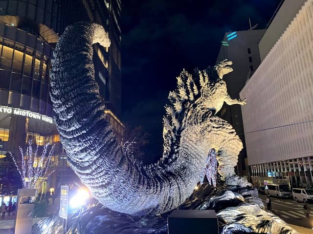 Godzilla Statue - Image 1