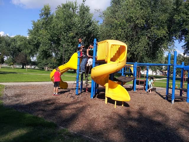 Centennial Park - Image 1