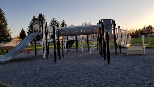 Veteran's Park - Image 2