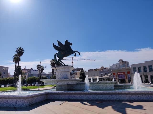 Pegasus Statue - Image 2