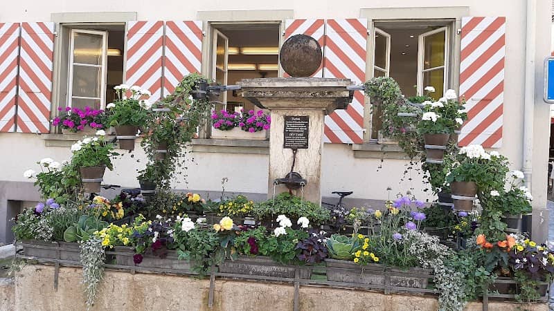 Rathausbrunnen - Image 1