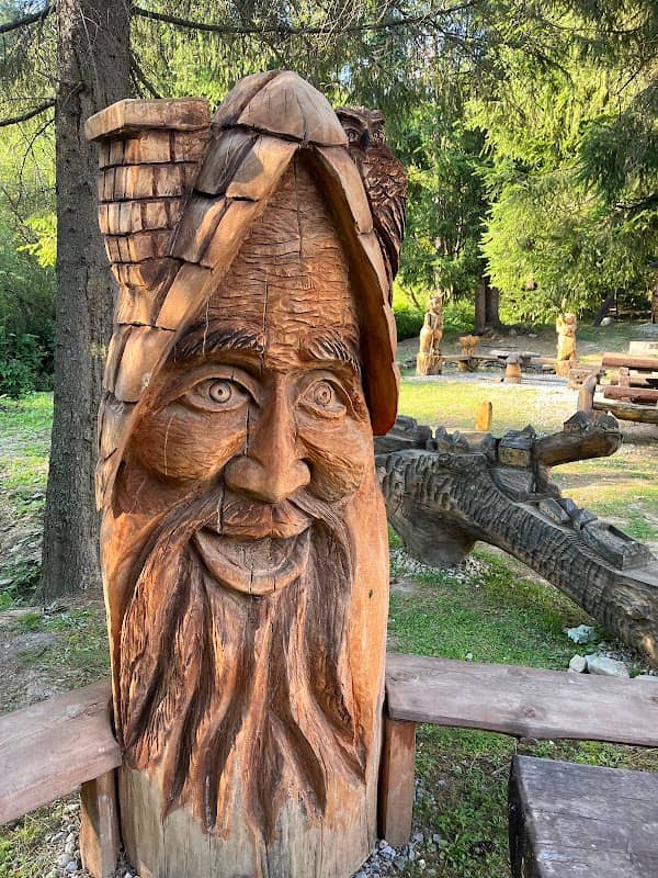 Sculpture park - Image 1