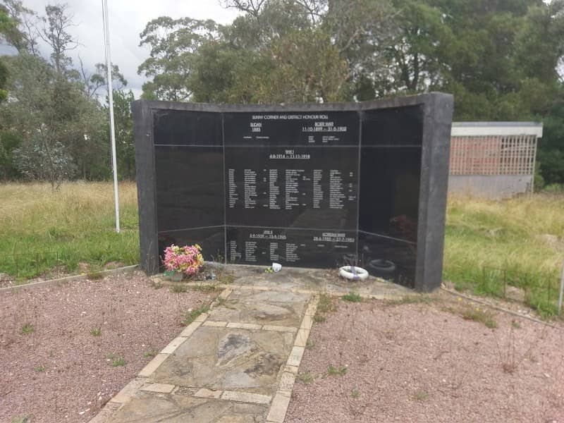Sunny corner War memorial - Image 1