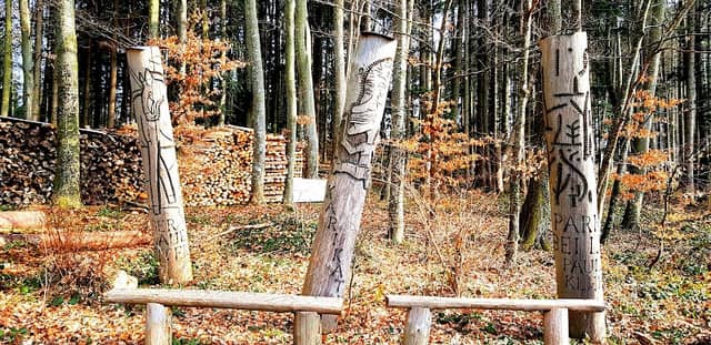 Kunstwerke aus Holz - Image 1