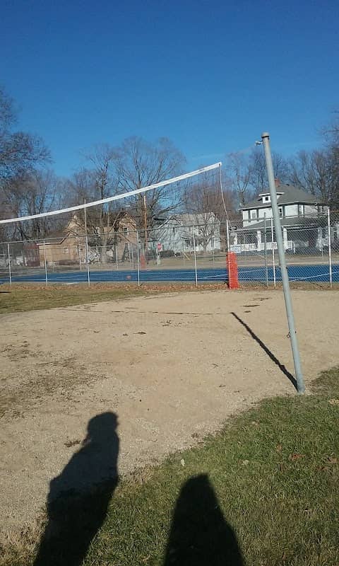 Born Park - Image 1