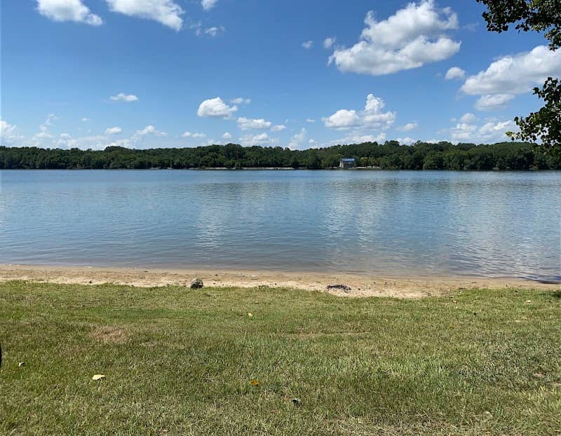 Talucah Beach Day Use Area - Image 1