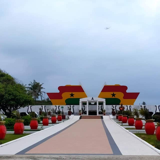 Asomdwe Park - Image 1