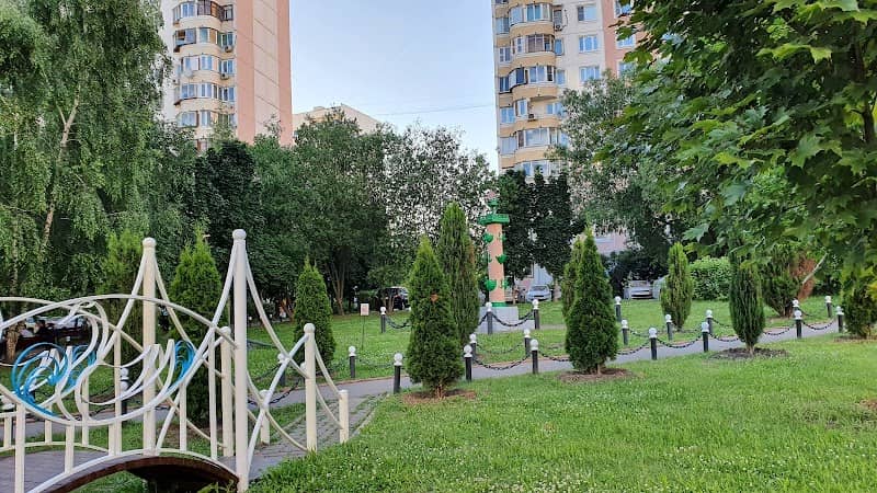 Сад Петровский Дворик - Image 1