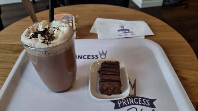 Café Princess - Image 2