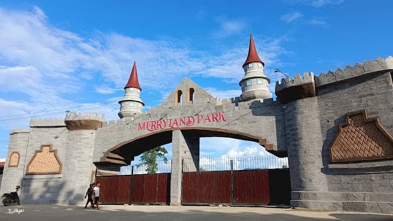 ♛ Merryland Park, Chümoukedima - Image 1
