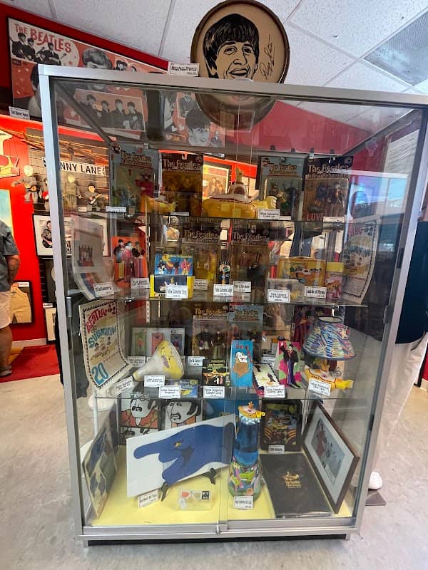 Penny Lane, Beatles Museum - Image 1