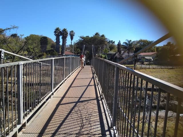 Meyerspark Bird Sanctuary - Image 1