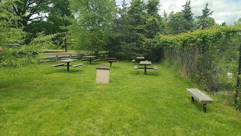 Old Town Picnic Area - Image 1